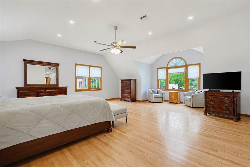 88 Andrews Rd, Marlborough MA 01752 photo 15