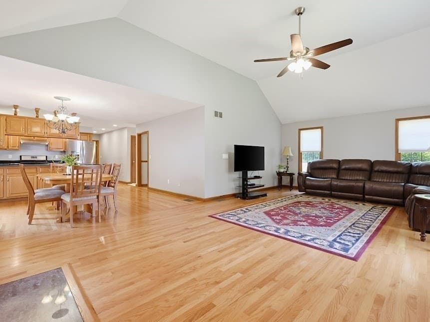 88 Andrews Rd, Marlborough MA 01752 photo 4