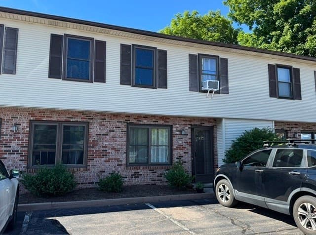 Condominium at 429 South Main Street # 11, Attleboro MA 02703, Attleboro, photo 2 of 19