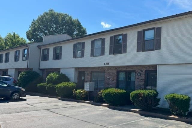 Condominium at 429 South Main Street # 11, Attleboro MA 02703, Attleboro, photo 3 of 19