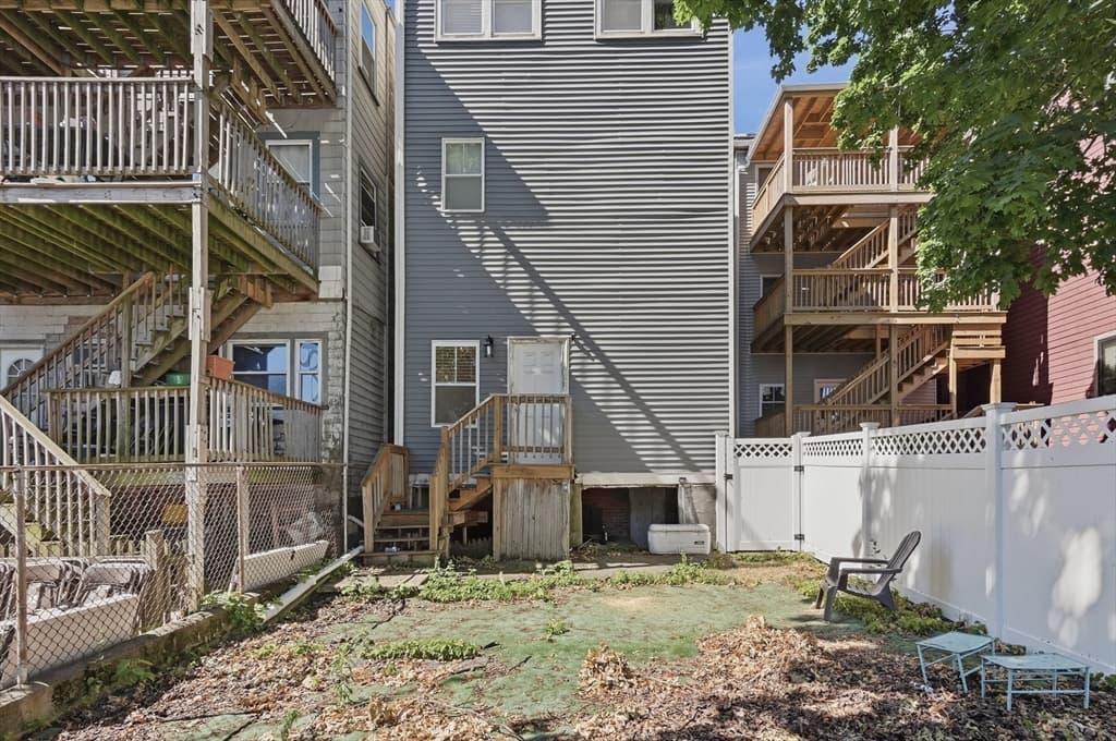 Condominium at 502 Sumner Street # 1, Boston MA 02128, photo 22 of 25