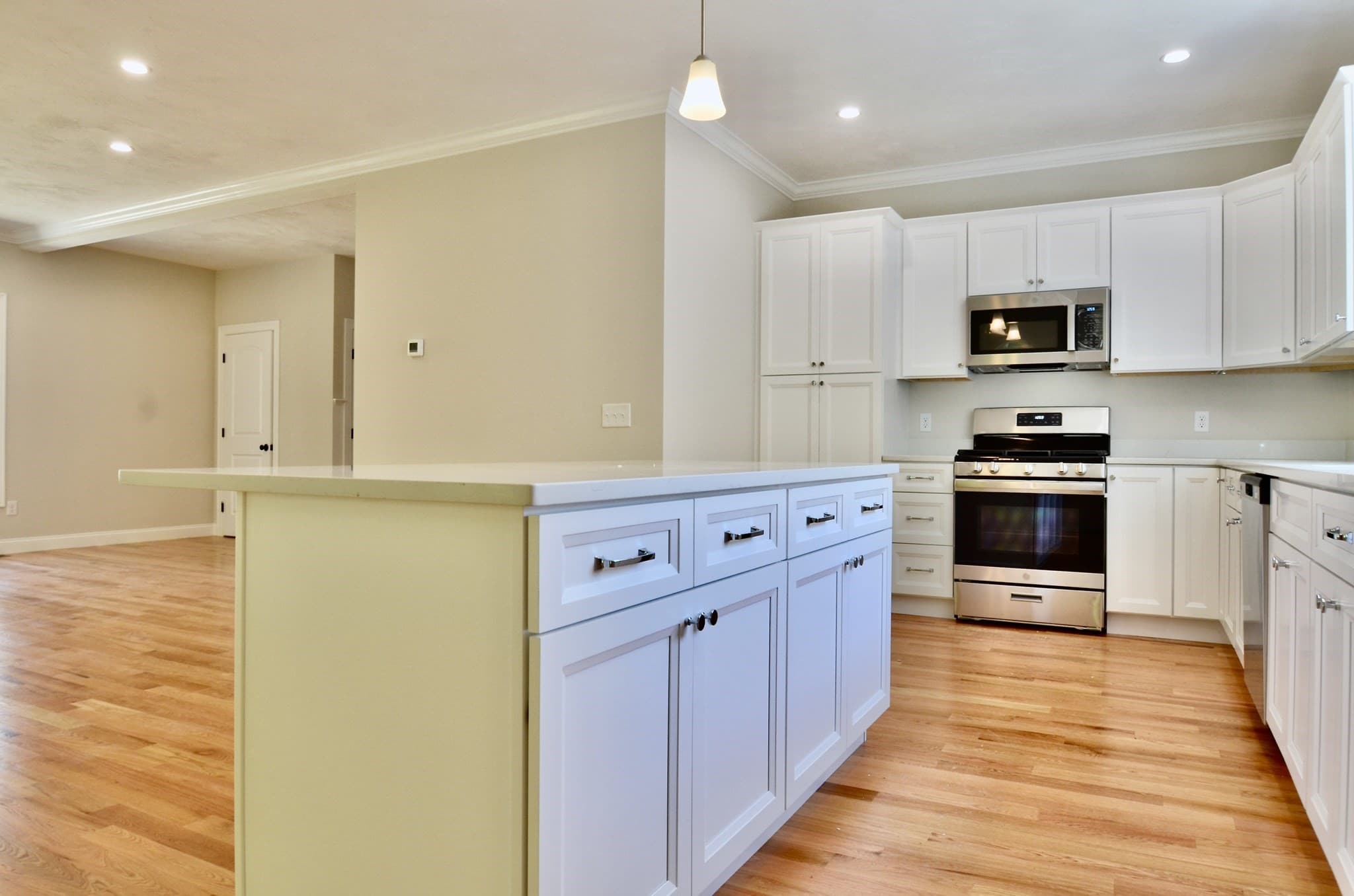 Single Family Residence at 22B Crownshield # 22B, Uxbridge MA 01569, photo 9 of 23