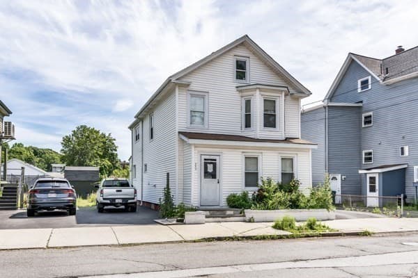 Single Family Residence at 209 Fayette St, Lynn MA 01902, photo 27 of 32