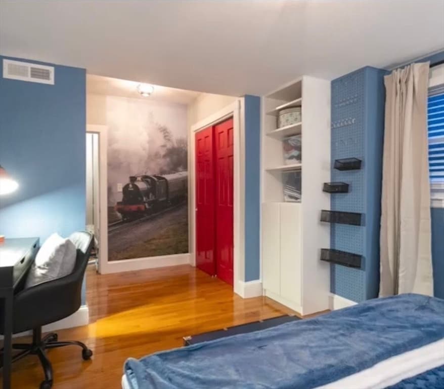 Single Family Residence at 209 Fayette St, Lynn MA 01902, photo 14 of 32