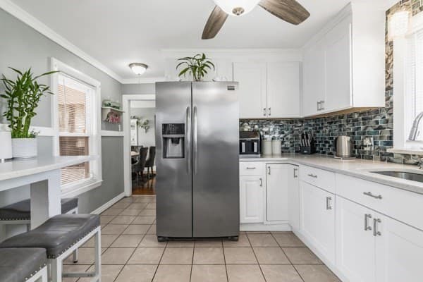 Single Family Residence at 209 Fayette St, Lynn MA 01902, photo 8 of 32