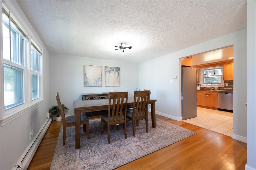 Single Family Residence at 37 Maple Ave, Woburn MA 01801, Woburn, photo 22 of 38