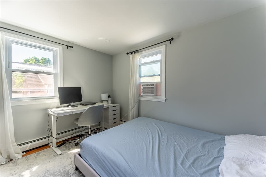 Single Family Residence at 37 Maple Ave, Woburn MA 01801, Woburn, photo 14 of 38