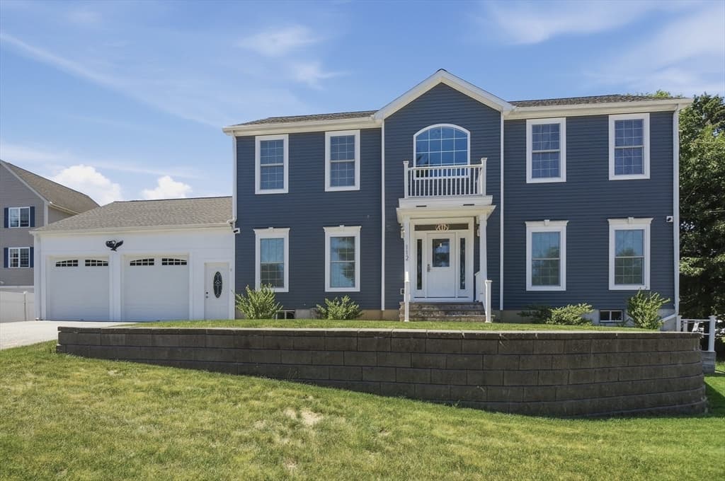 112 Pineland Avenue, Worcester MA 01604