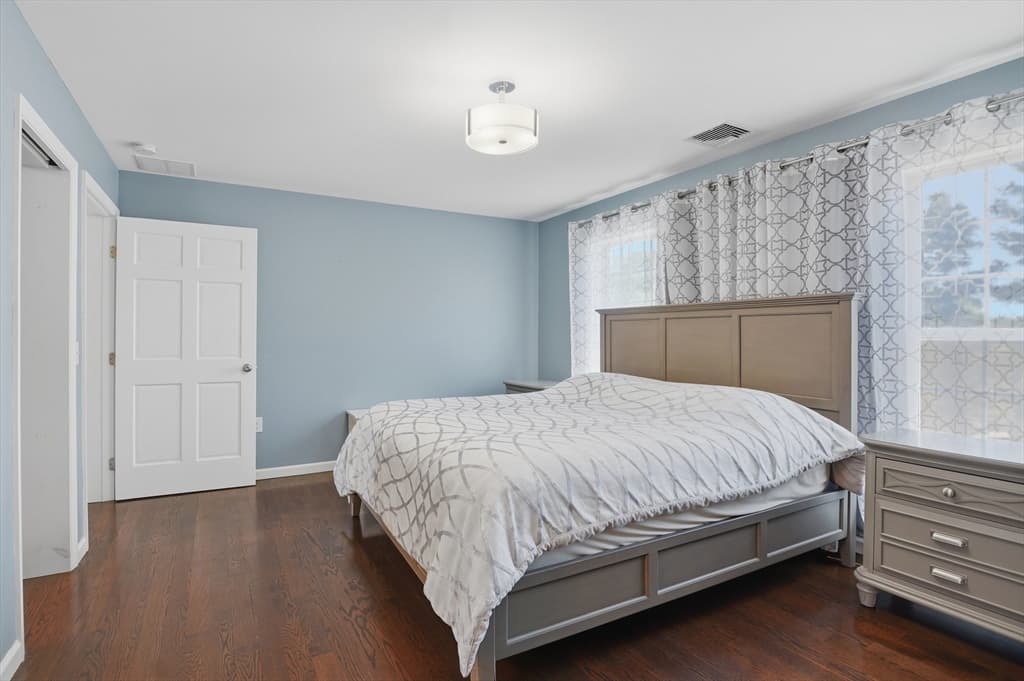 Single Family Residence at 112 Pineland Avenue, Worcester MA 01604, Worcester, photo 15 of 38