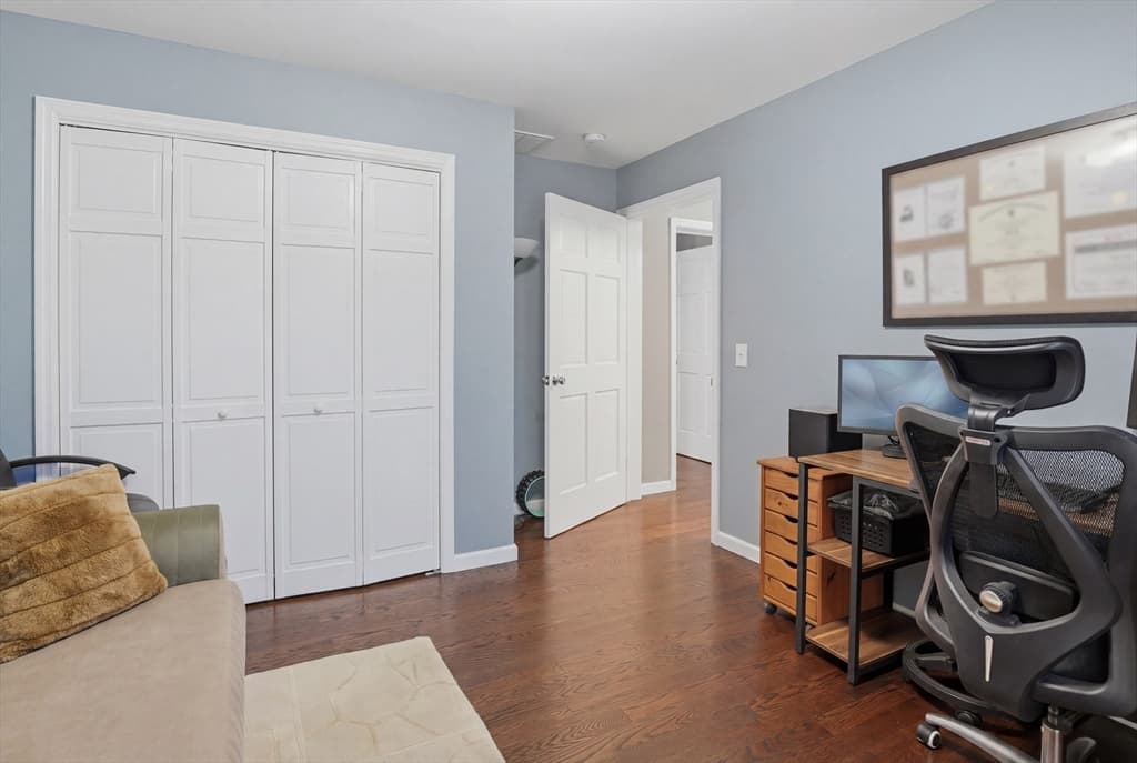 Single Family Residence at 112 Pineland Avenue, Worcester MA 01604, Worcester, photo 25 of 38