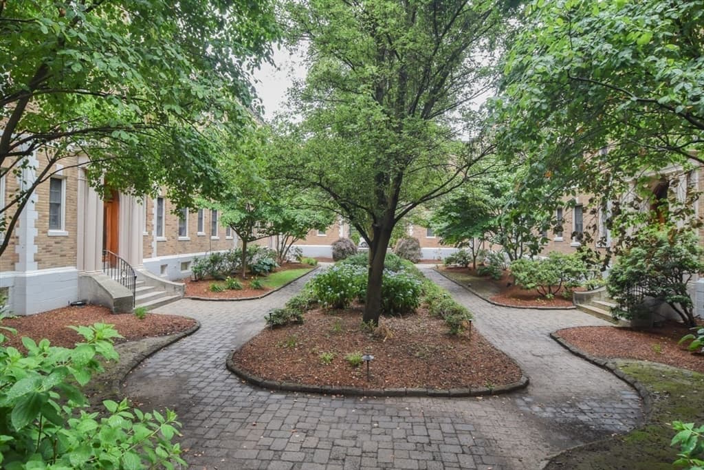860 Massachusetts Avenue # 8, Cambridge MA 02139 photo 4
