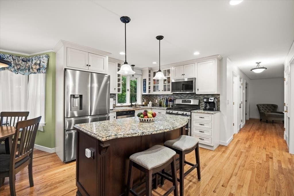 25 Arbor Way, Taunton MA 02780 photo 9