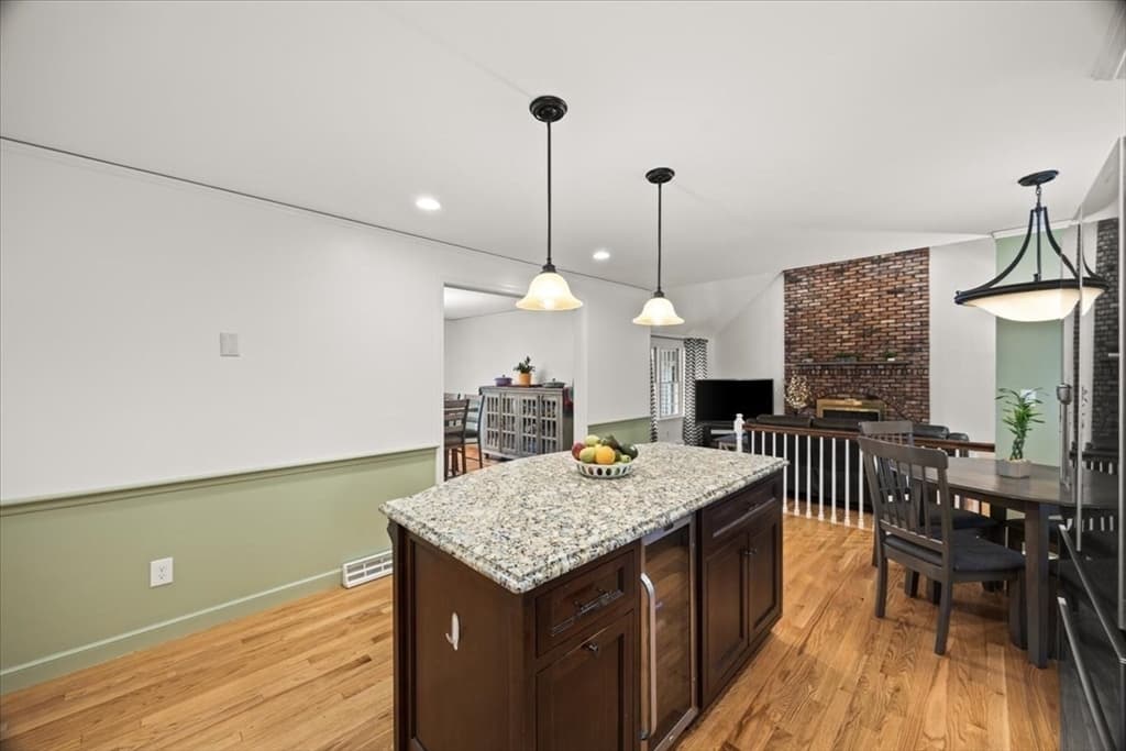 25 Arbor Way, Taunton MA 02780 photo 10