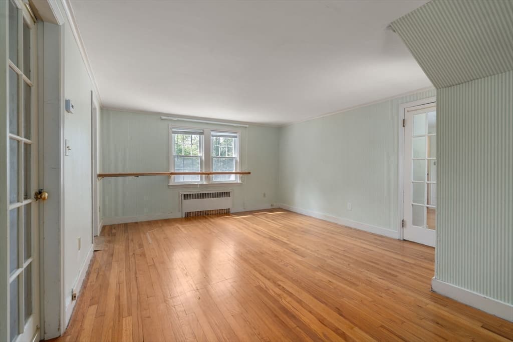 Single Family Residence at 6 Newton Place, Sturbridge MA 01566, Sturbridge, photo 17 of 34