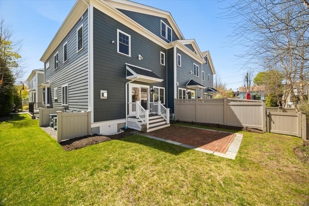 16-26 Dalby St # 3, Newton MA 02458 photo 39