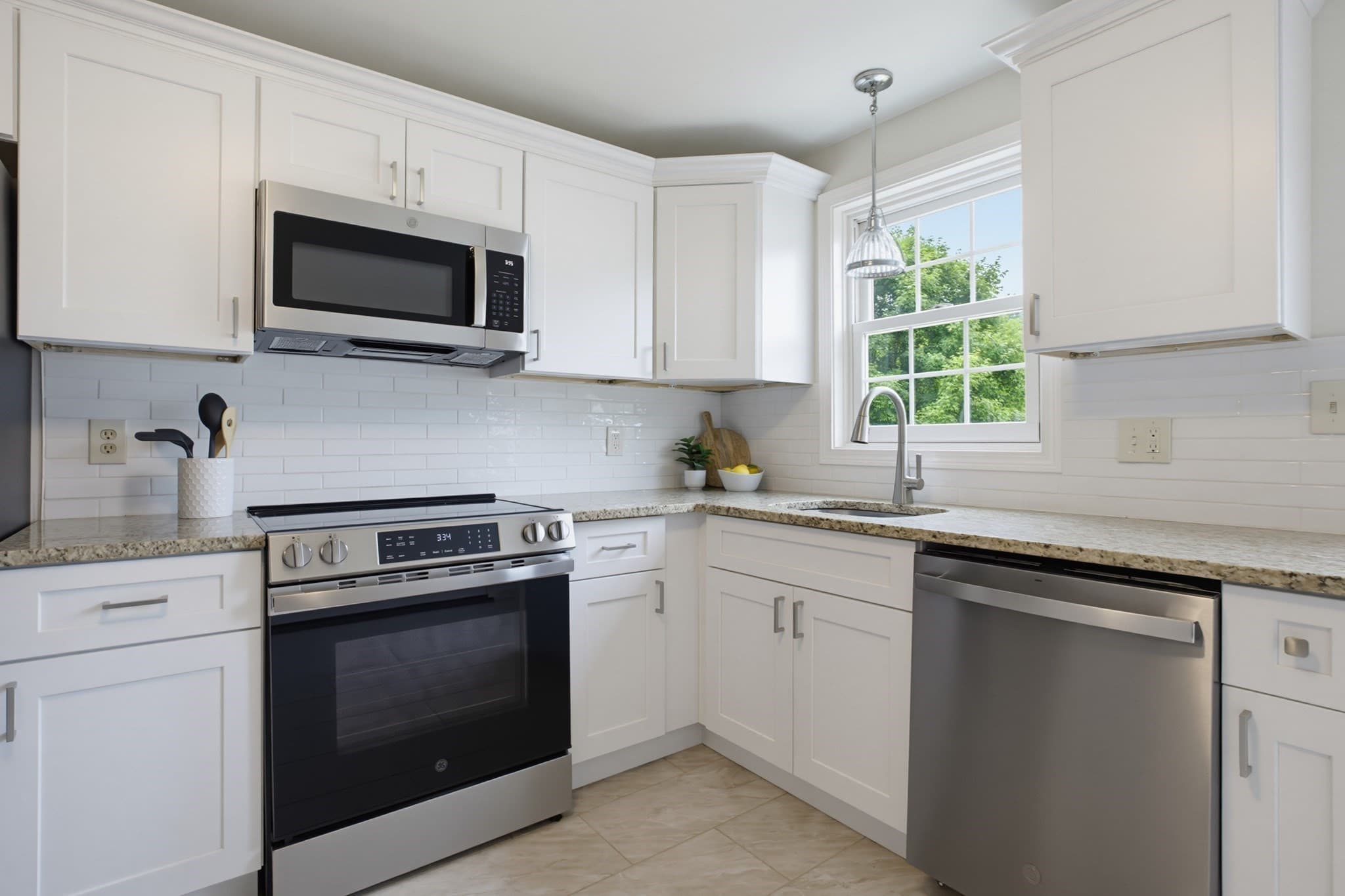 Single Family Residence at 290 Bemis Rd, Warren MA 01585, Warren, photo 9 of 33