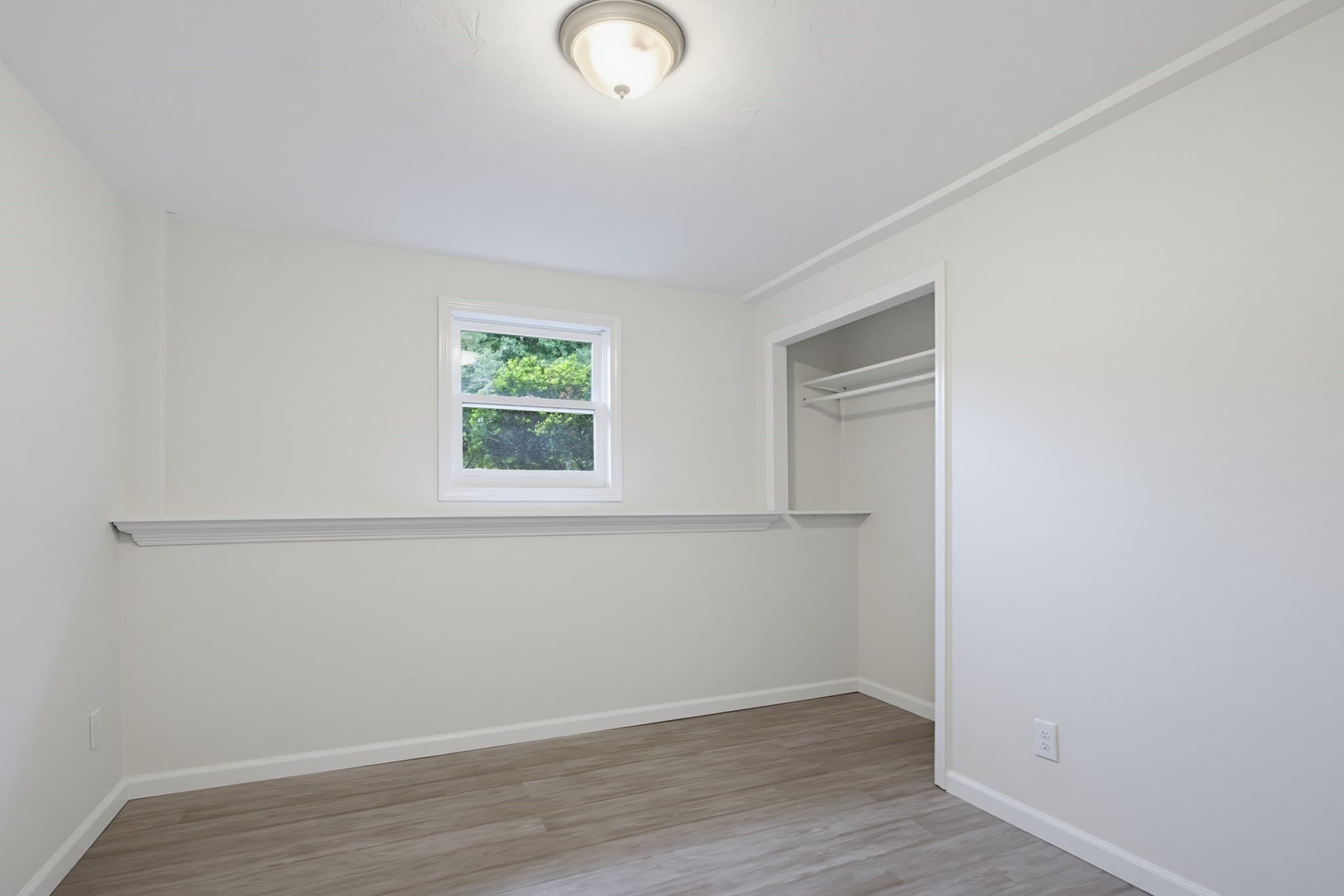 Single Family Residence at 290 Bemis Rd, Warren MA 01585, Warren, photo 24 of 33