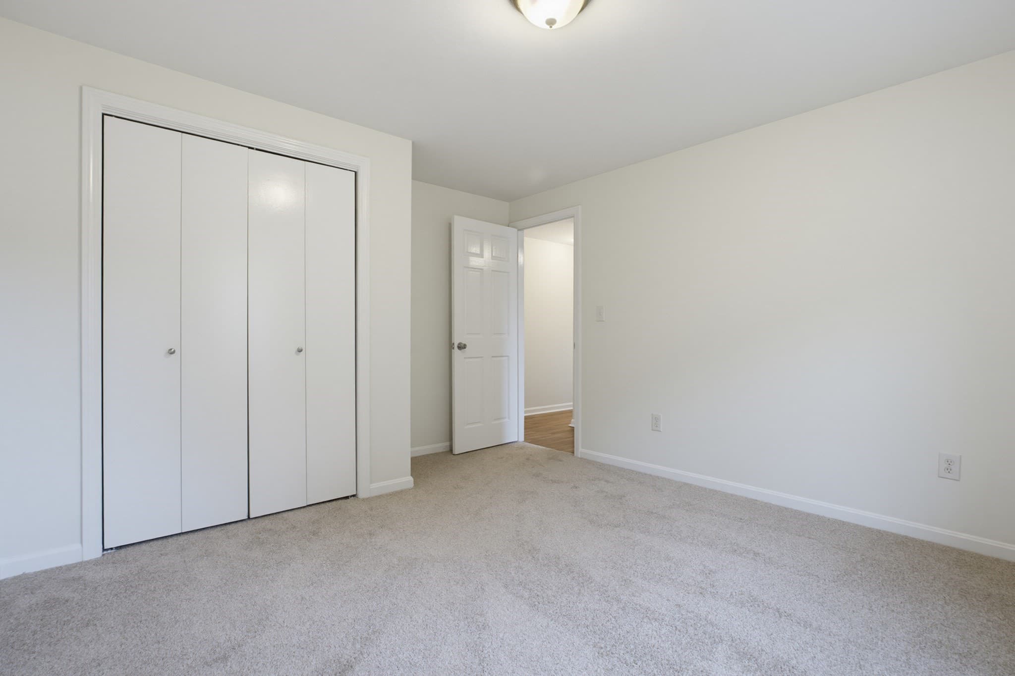 Single Family Residence at 290 Bemis Rd, Warren MA 01585, Warren, photo 19 of 33