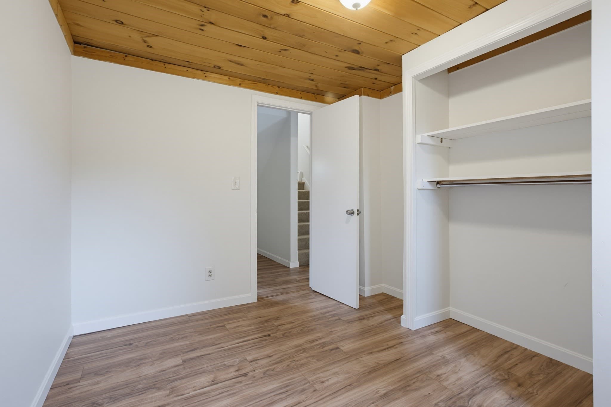 Single Family Residence at 290 Bemis Rd, Warren MA 01585, Warren, photo 25 of 33