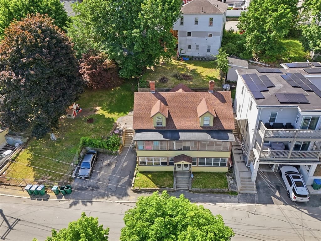 3 Family at 16-18 Walnut St, Fitchburg MA 01420, photo 9 of 41