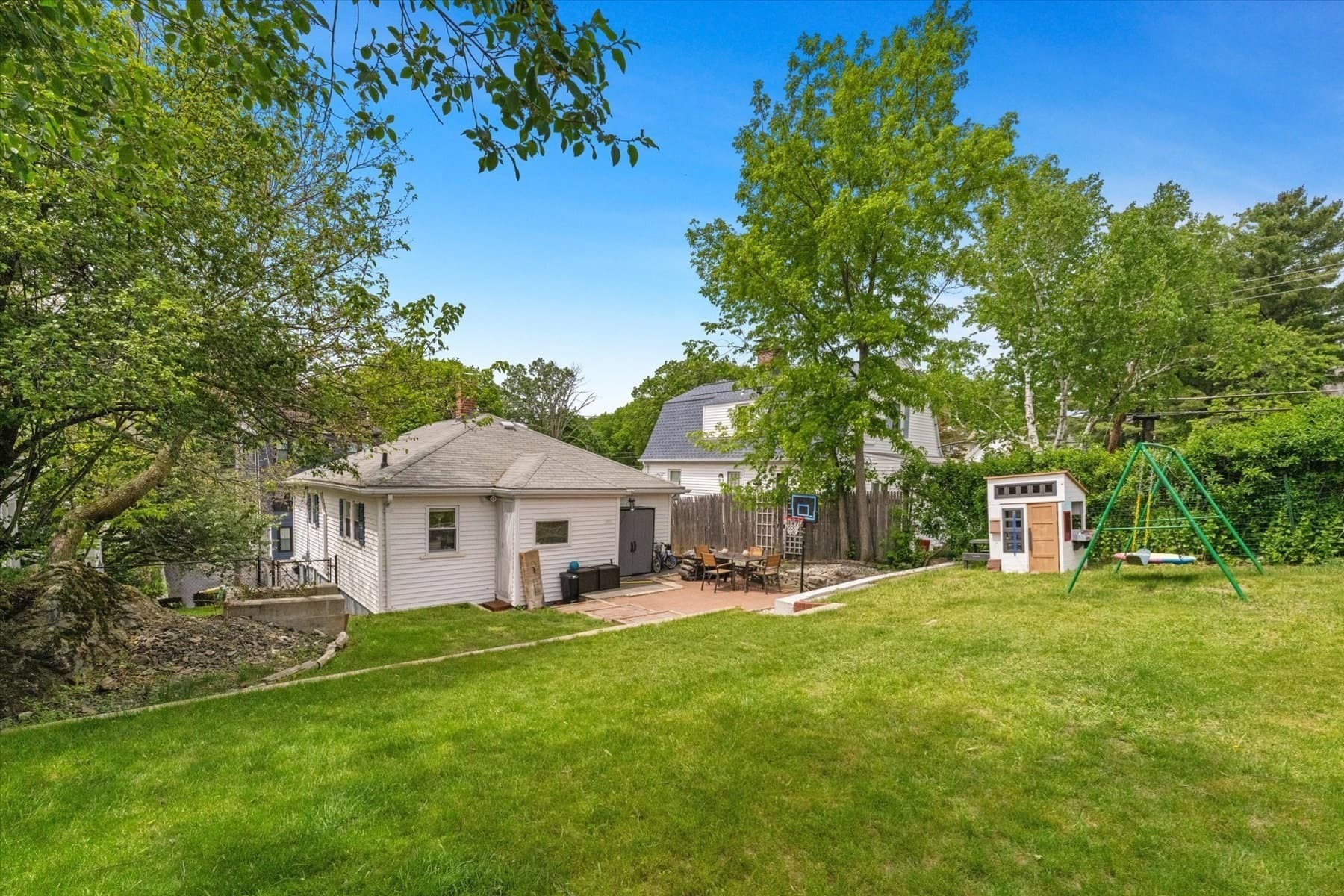 Single Family Residence at 229 Fulton St, Medford MA 02155, photo 2 of 14