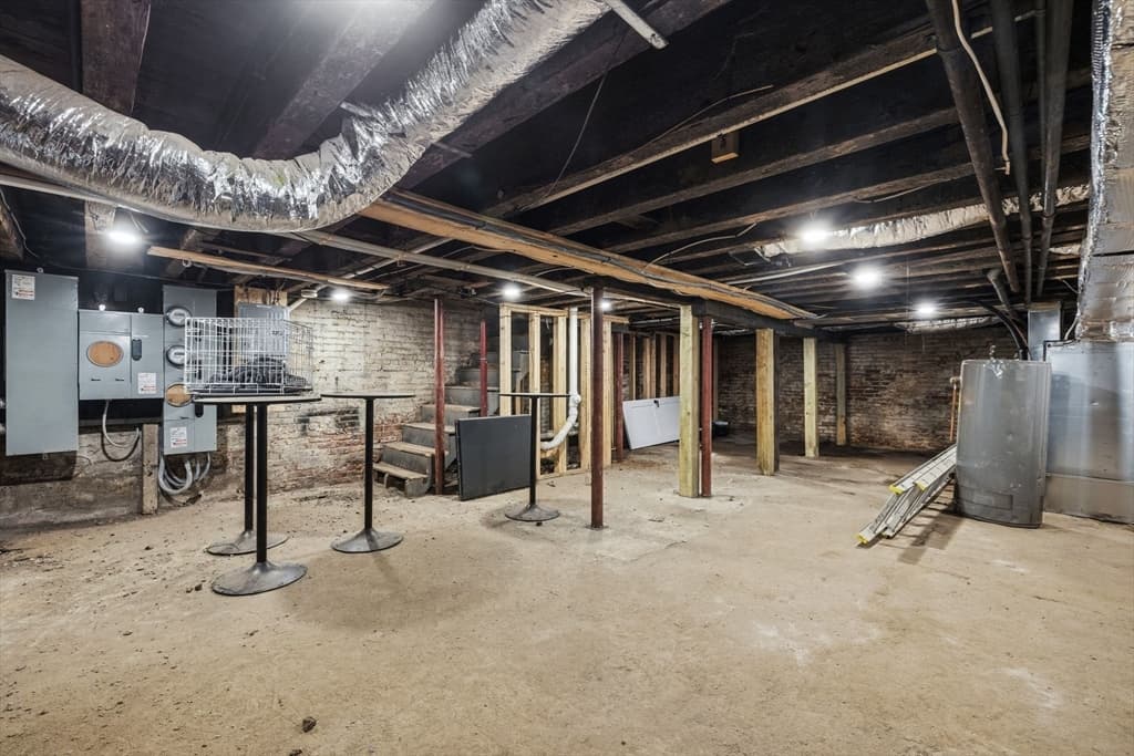Commercial Sale at 129 N Washington St # 1, Boston MA 02114, Boston, photo 16 of 19
