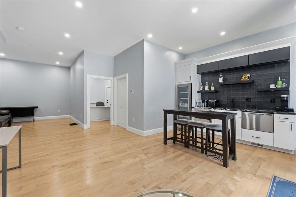 Commercial Sale at 129 N Washington St # 1, Boston MA 02114, Boston, photo 5 of 19