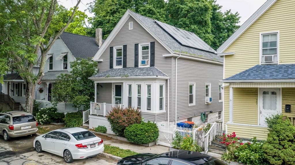 551 Union St, New Bedford MA 02740