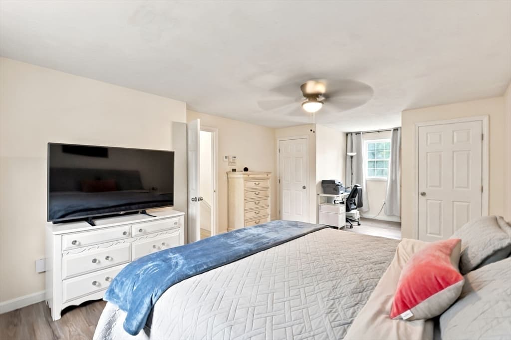 Single Family Residence at 11 Elmwood Dr, Berkley MA 02779, photo 14 of 41