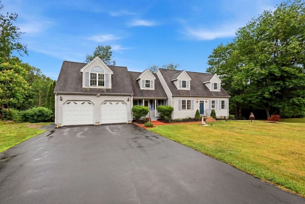 Single Family Residence at 11 Elmwood Dr, Berkley MA 02779, photo 41 of 41
