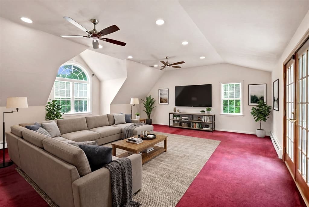 Single Family Residence at 11 Elmwood Dr, Berkley MA 02779, photo 11 of 41