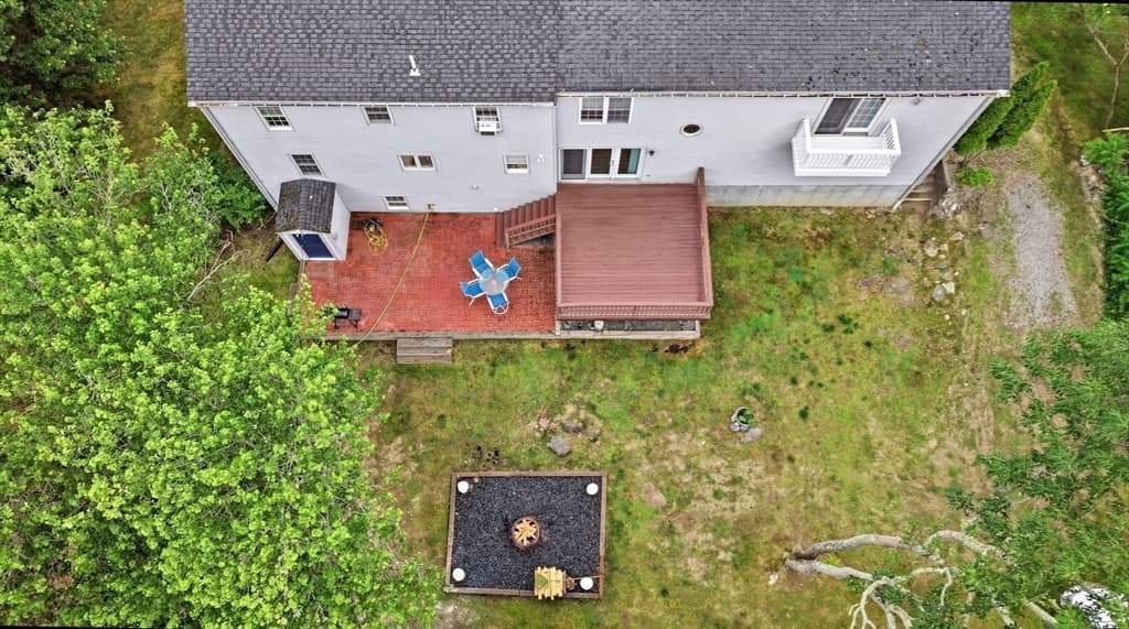 Single Family Residence at 11 Elmwood Dr, Berkley MA 02779, photo 35 of 41