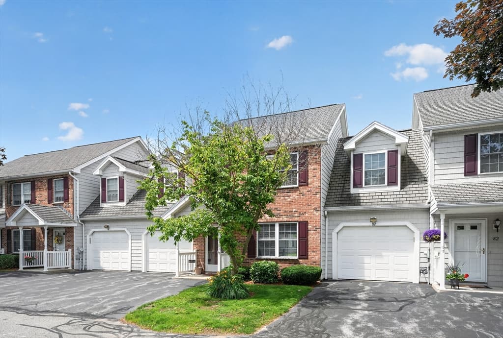 Condominium at 78 Fairway Drive # 102, Tewksbury MA 01876, photo 3 of 35