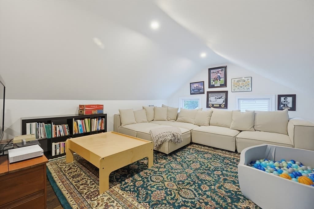 1343 Quincy Shore Dr, Quincy MA 02169 photo 26