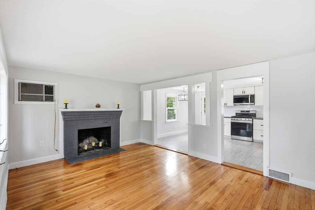25 Julia Road, Weymouth MA 02191 photo 15