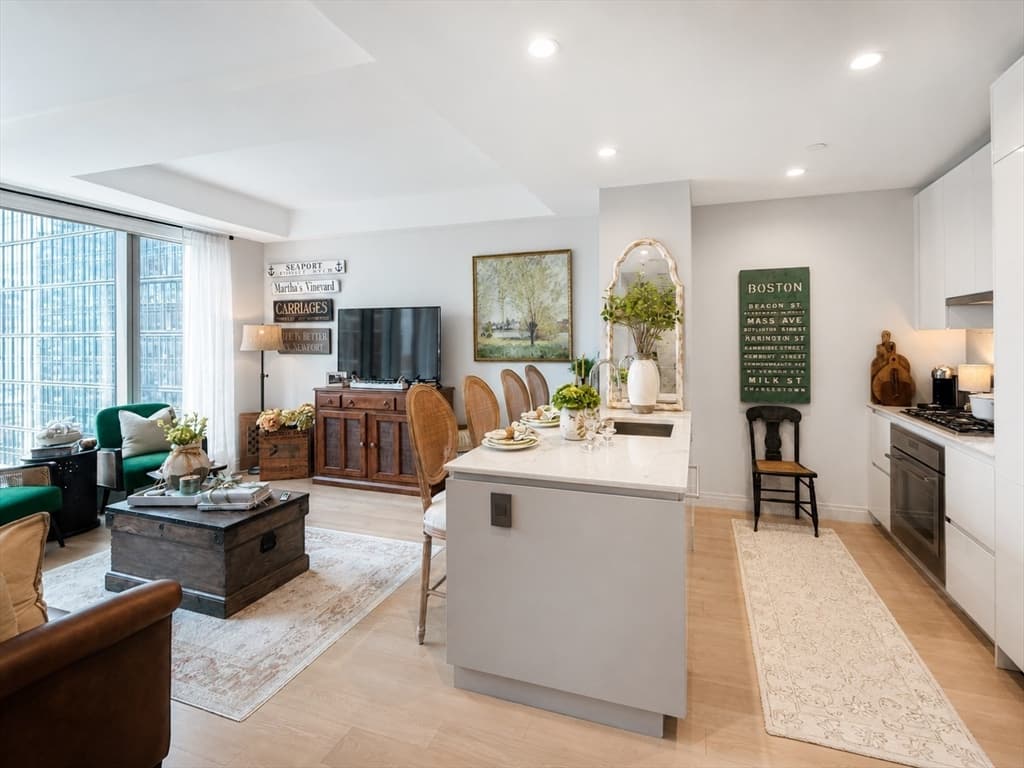 Condominium at 133 Seaport Blvd # 1207, Boston MA 02210, photo 4 of 29