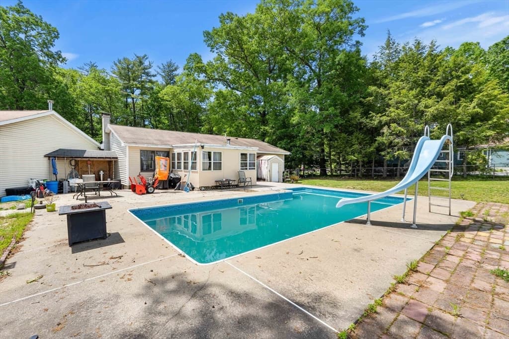 25 Beacon St, Amesbury MA 01913 photo 33