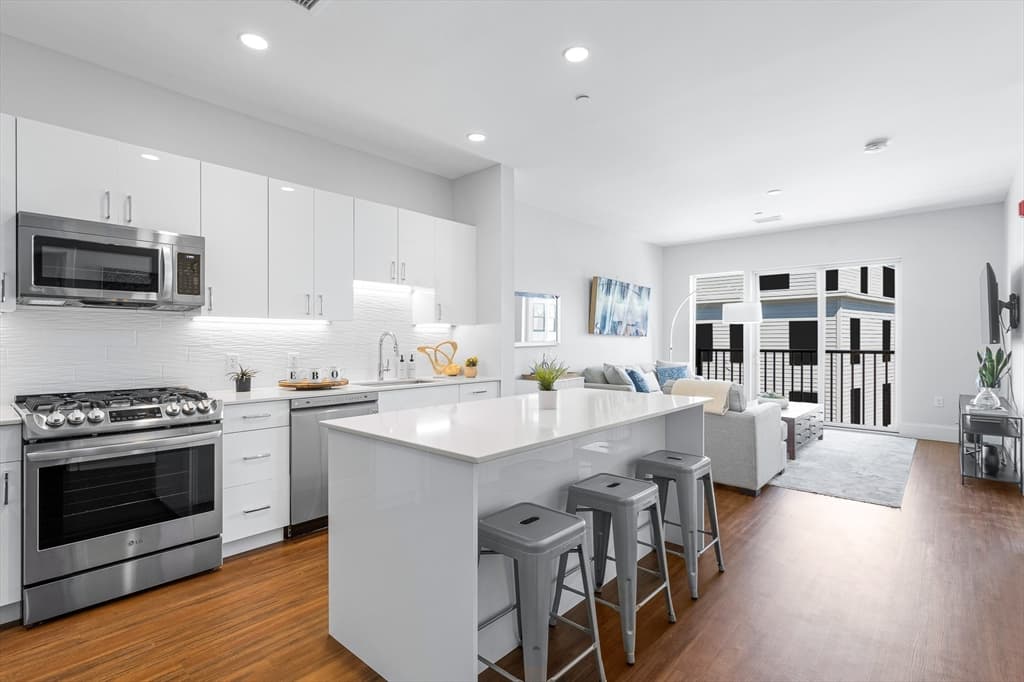 Condominium at 205 Maverick St. # 402, Boston MA 02128, Boston, photo 7 of 35