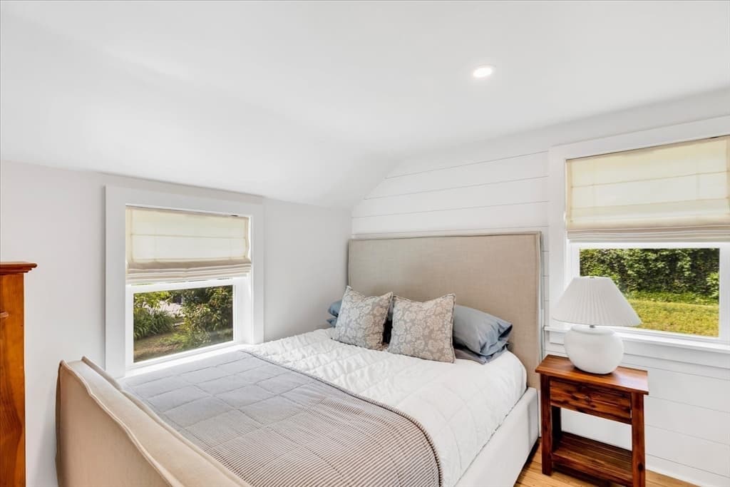 Single Family Residence at 25 Lake Rd E, Yarmouth MA 02673, photo 17 of 35
