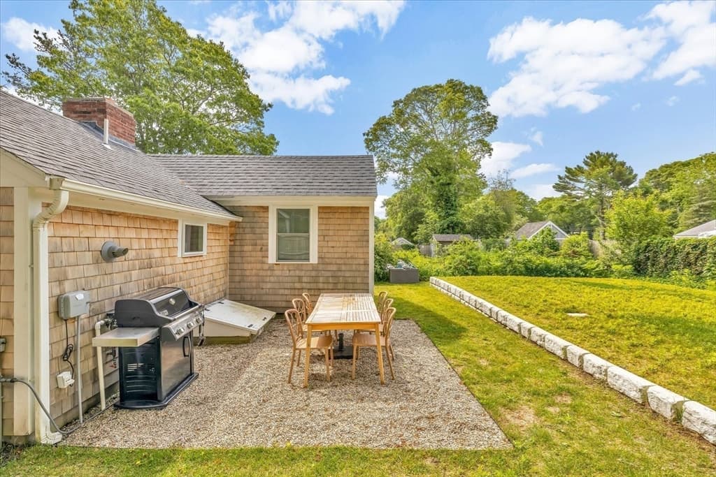 Single Family Residence at 25 Lake Rd E, Yarmouth MA 02673, photo 26 of 35
