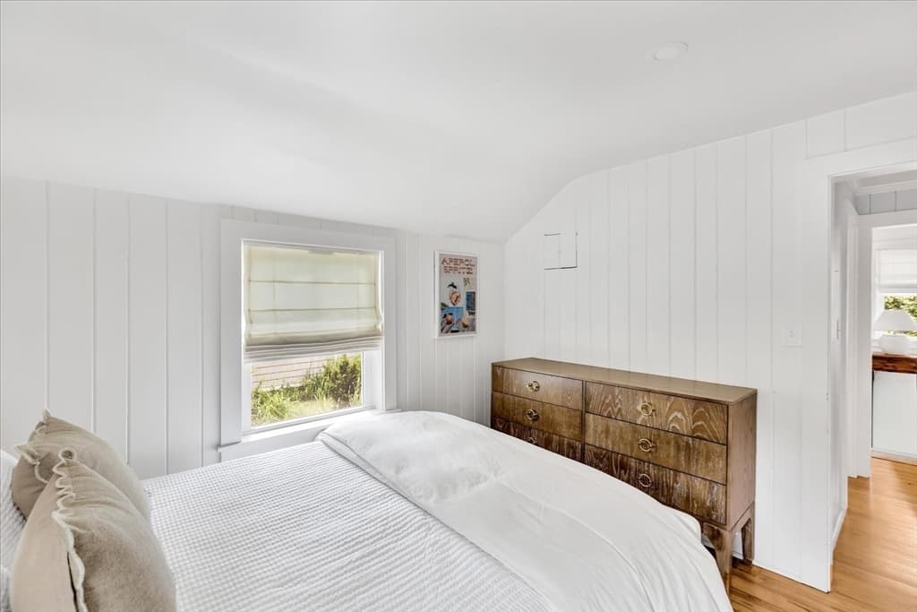 Single Family Residence at 25 Lake Rd E, Yarmouth MA 02673, photo 24 of 35
