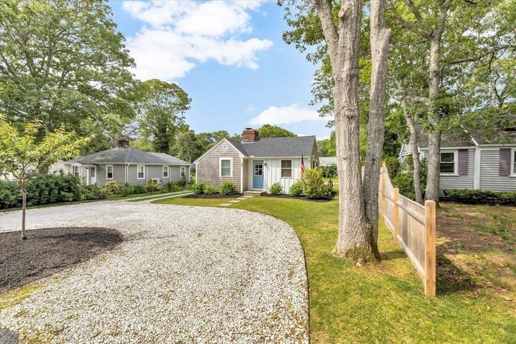 Single Family Residence at 25 Lake Rd E, Yarmouth MA 02673, photo 34 of 35
