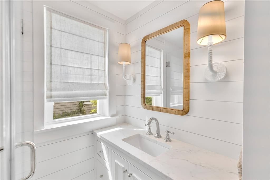 Single Family Residence at 25 Lake Rd E, Yarmouth MA 02673, photo 15 of 35