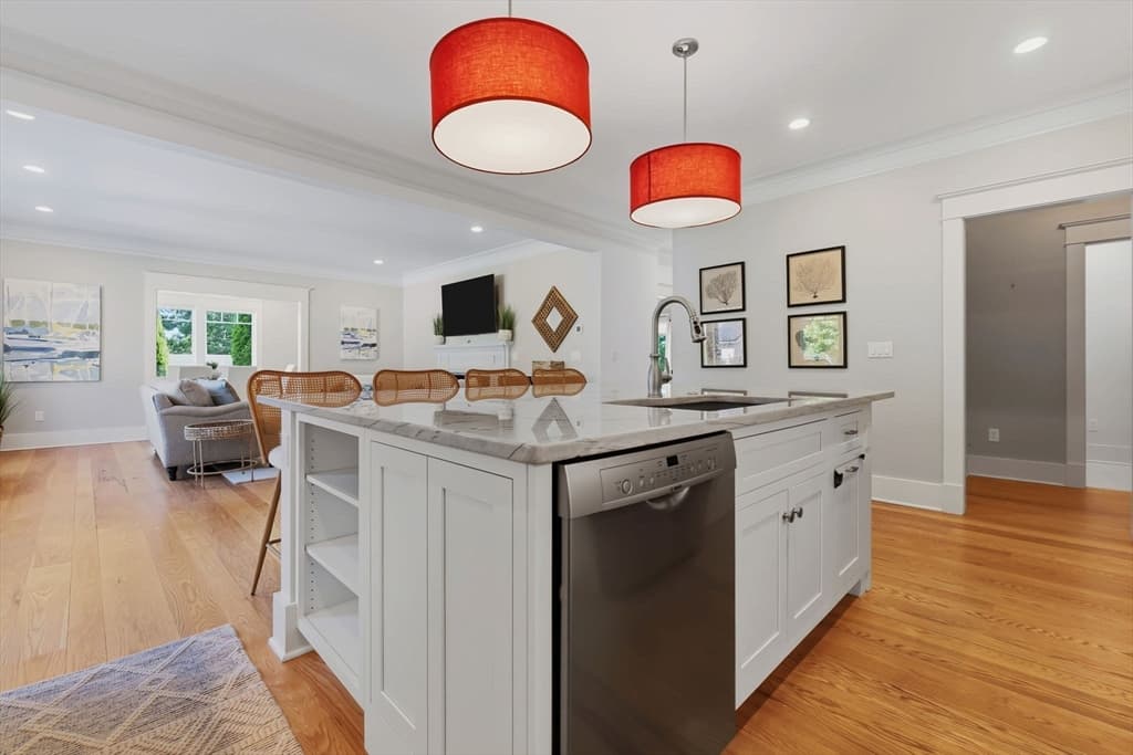 Single Family Residence at 4 Chapel St # A, Newburyport MA 01950, photo 7 of 42