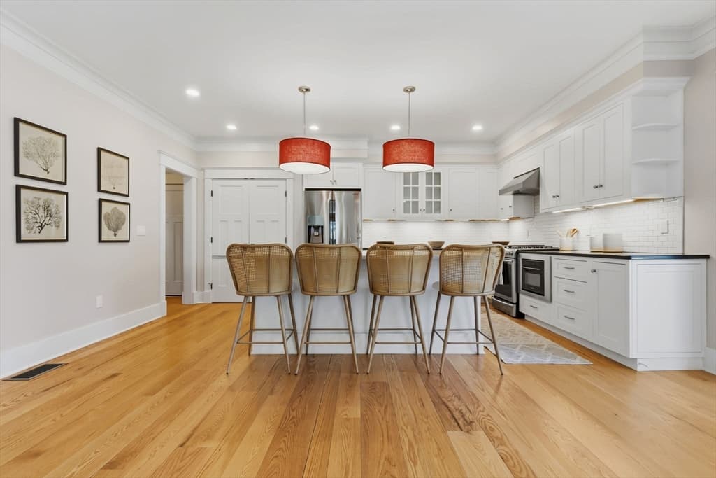Single Family Residence at 4 Chapel St # A, Newburyport MA 01950, photo 9 of 42