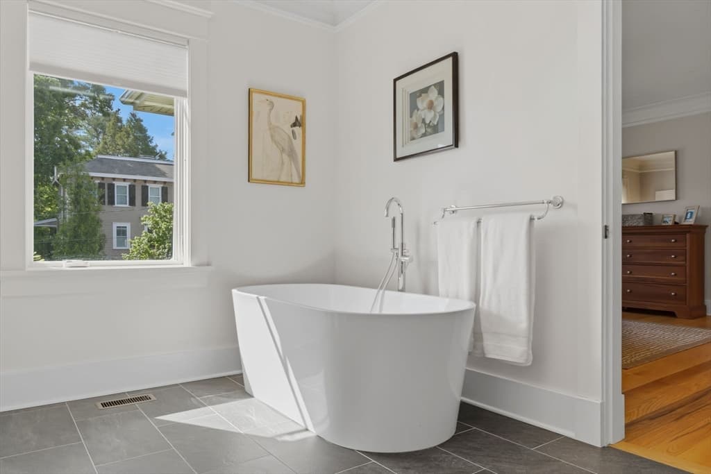 Single Family Residence at 4 Chapel St # A, Newburyport MA 01950, photo 24 of 42