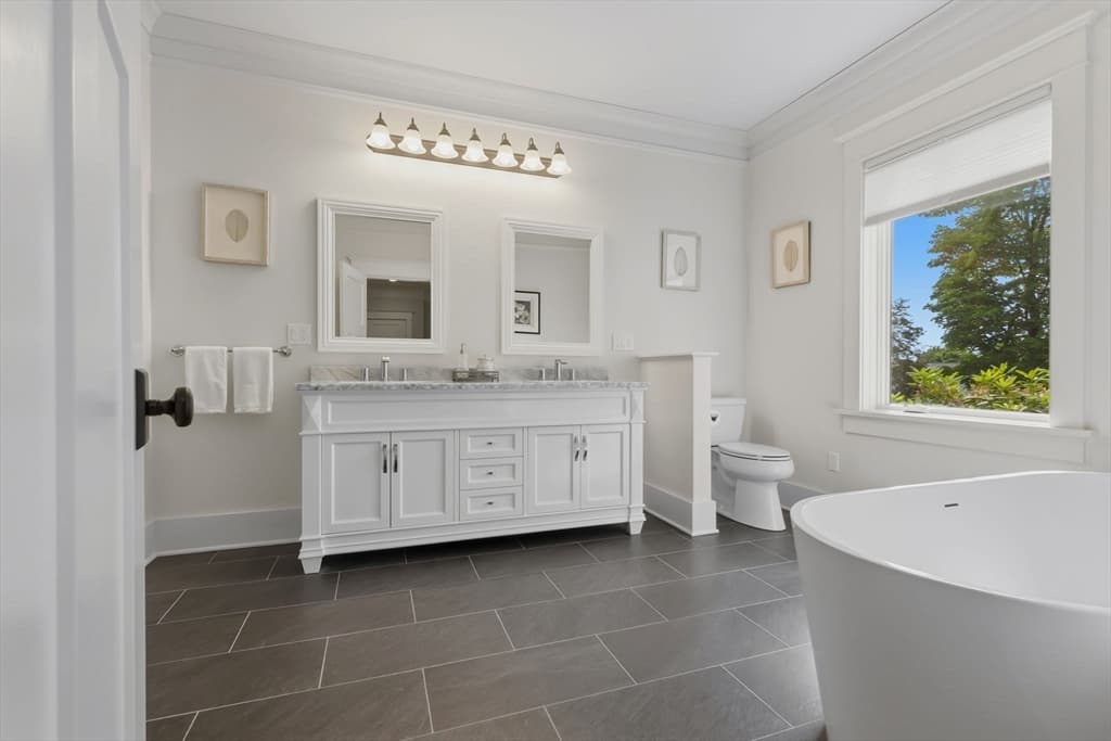Single Family Residence at 4 Chapel St # A, Newburyport MA 01950, photo 21 of 42