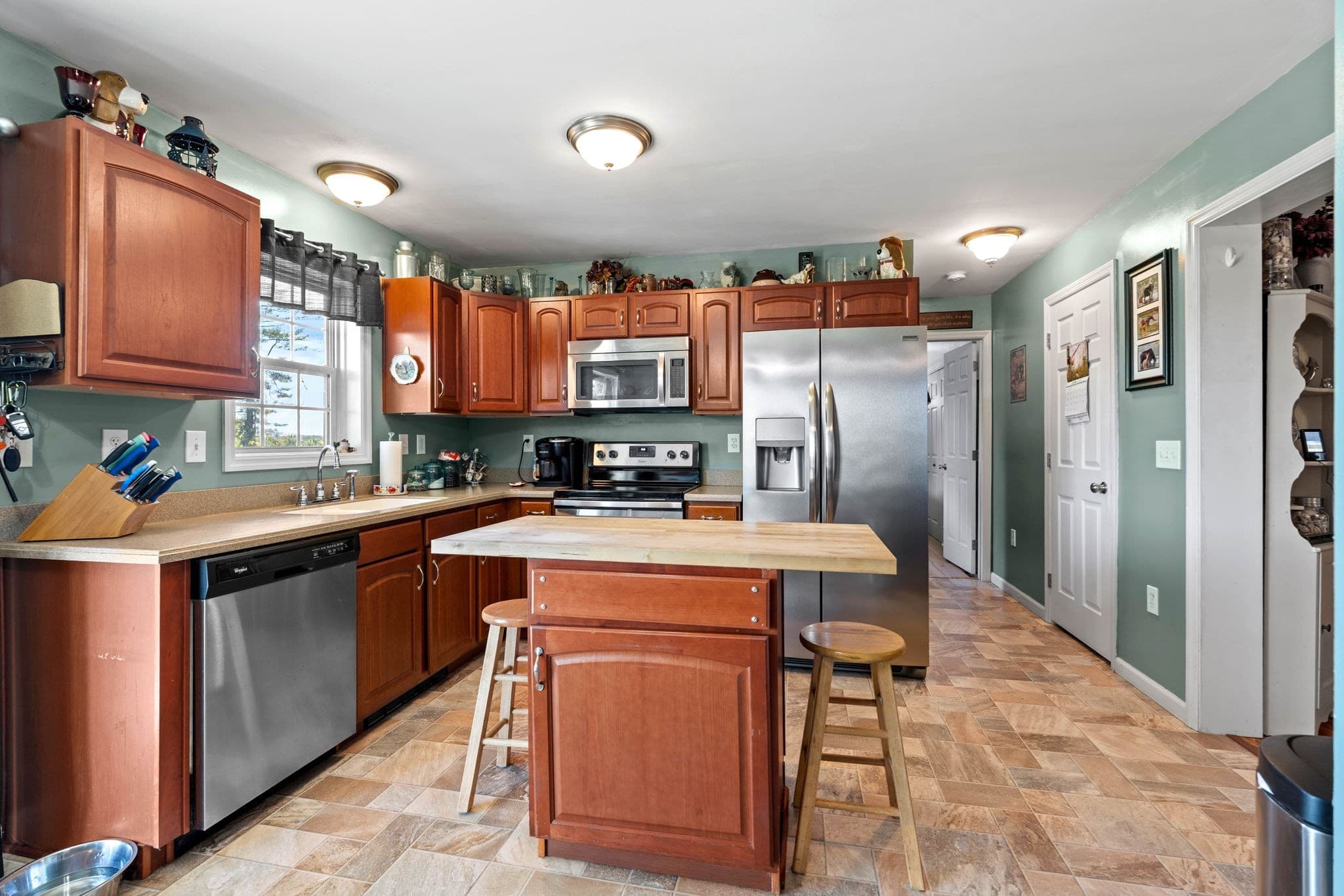 Commercial Sale at 25 Beacon St, Amesbury MA 01913, photo 39 of 42