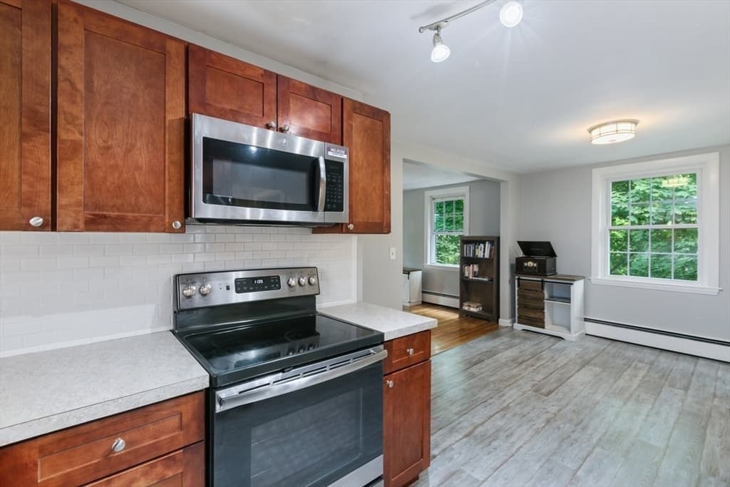 60 Vinton St # 3, Melrose MA 02176 photo 5