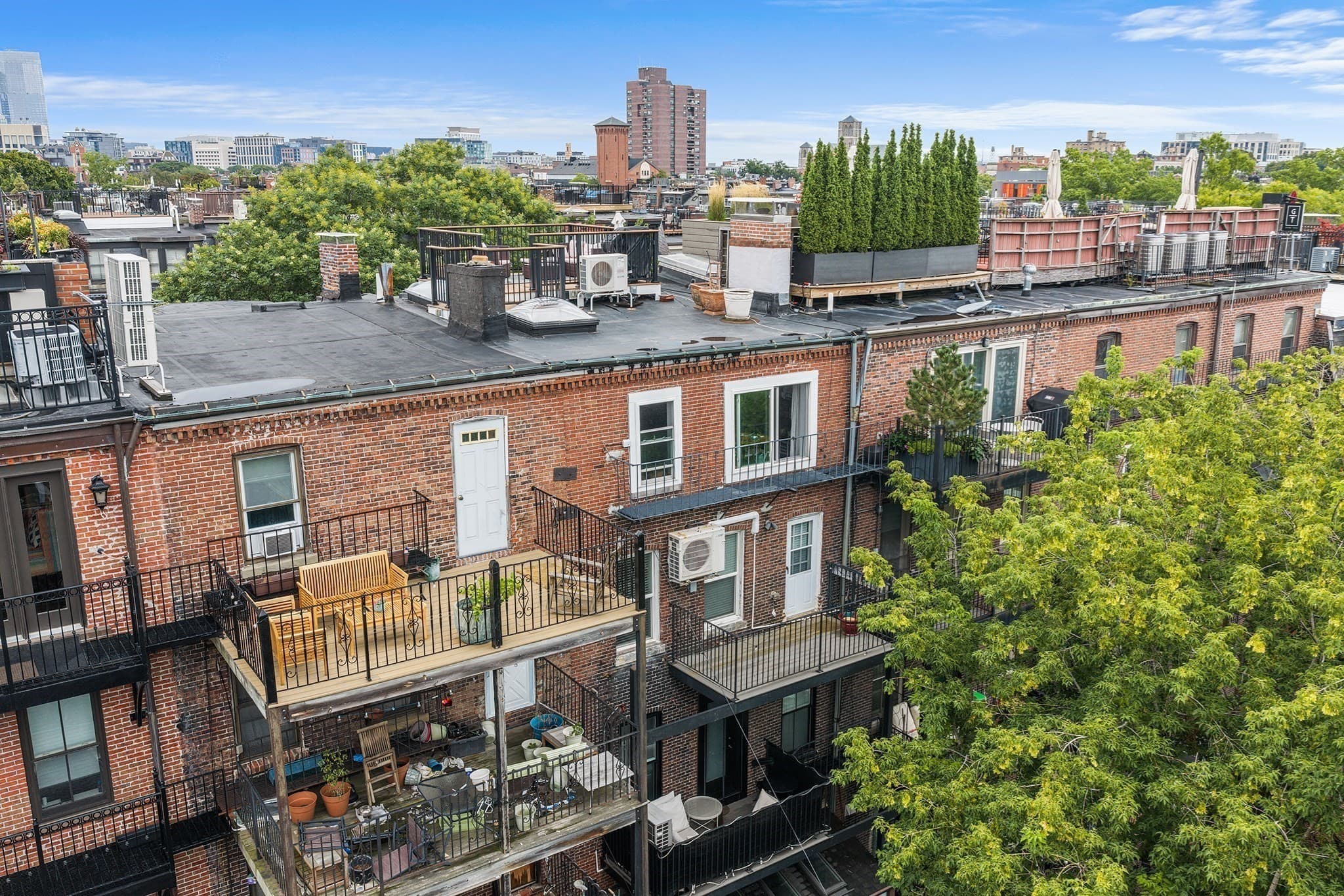 Condominium at 32 Rutland Sq # 3, Boston MA 02118, photo 27 of 30